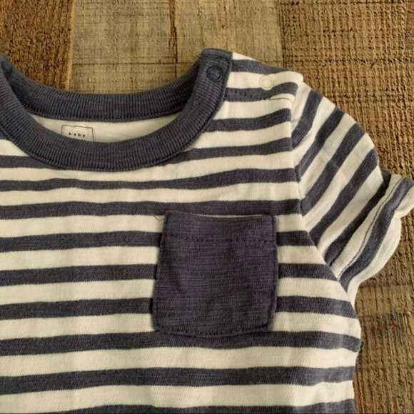 Gap baby boys size 6-12M one piece romper short sleeve shorts - Picture 2 of 7